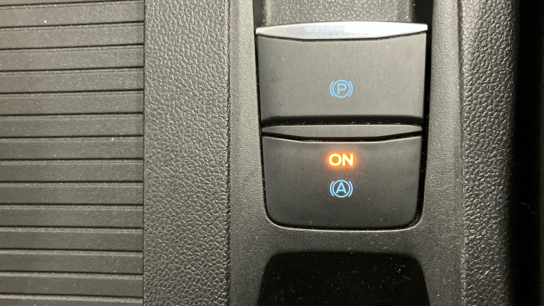 Ford Focus 1.0 EcoBoost 125 Titanium 5dr Petrol Hatchback